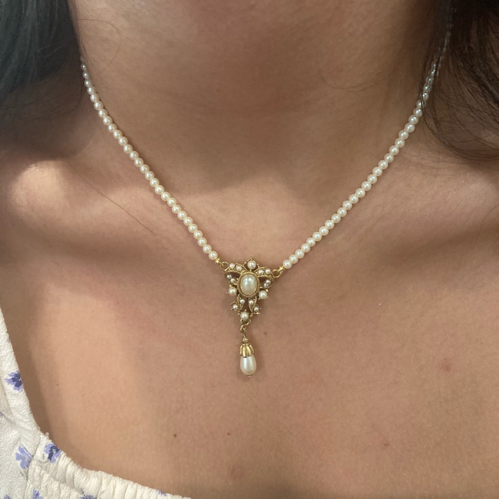 1928 vintage Pearl and gold plated necklace